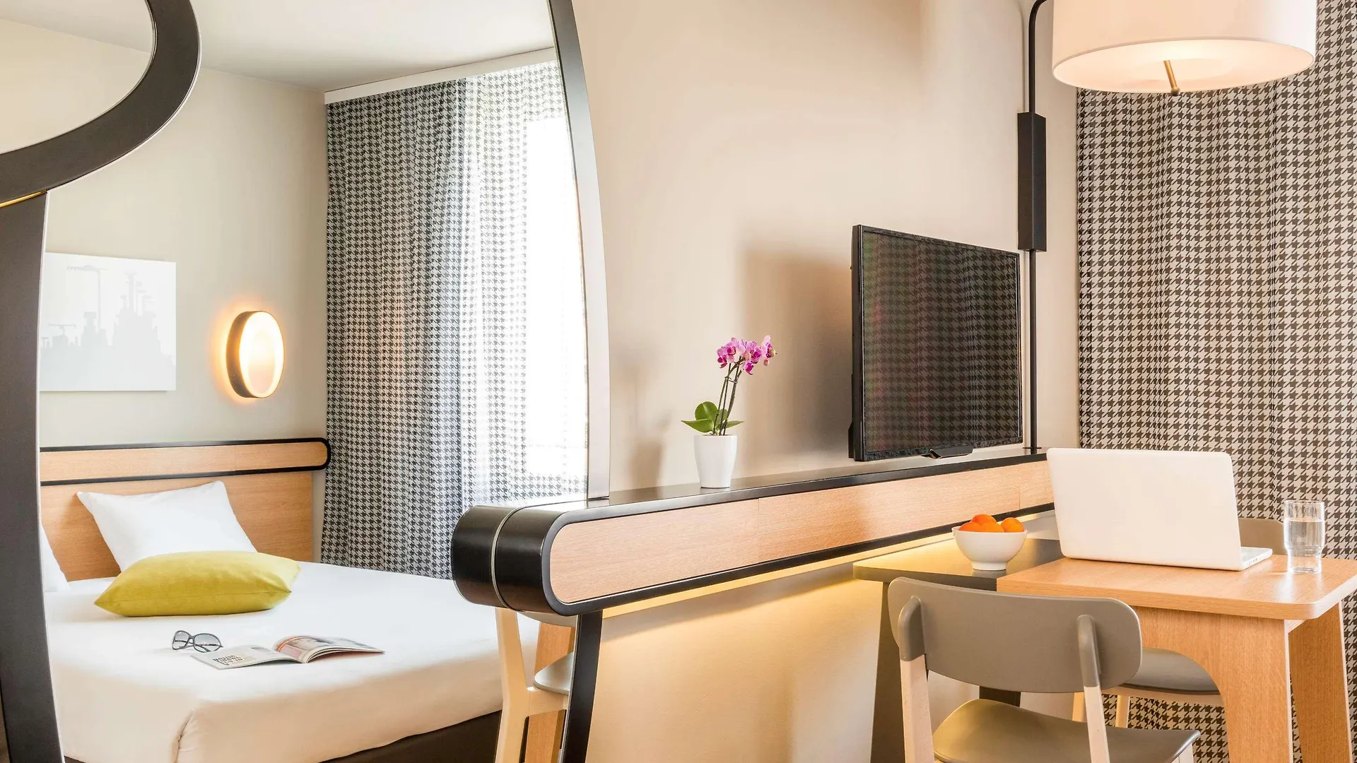 Aparthotel Adagio Access Paris Massy Gare