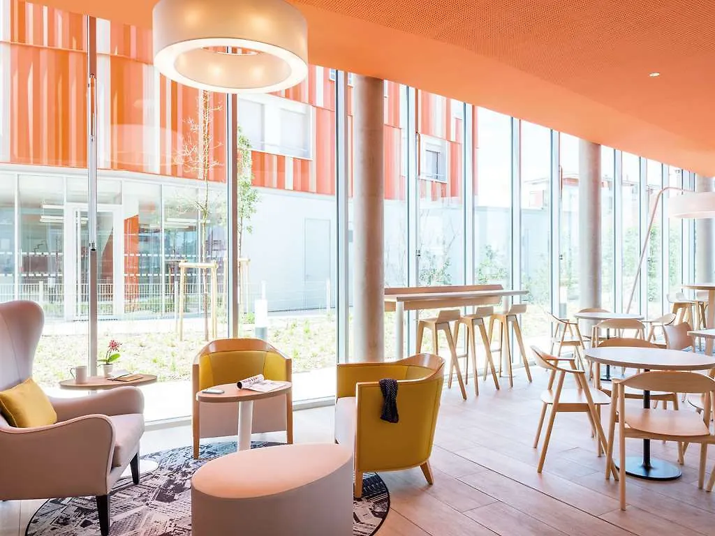 Aparthotel Adagio Access Paris Massy Gare France